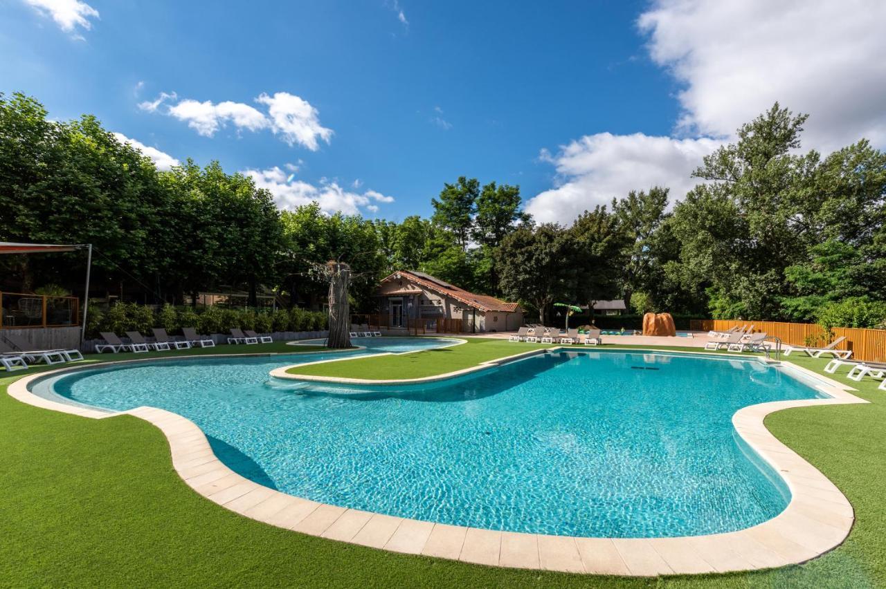 Camping Maeva Escapades Millau Plage Bagian luar foto